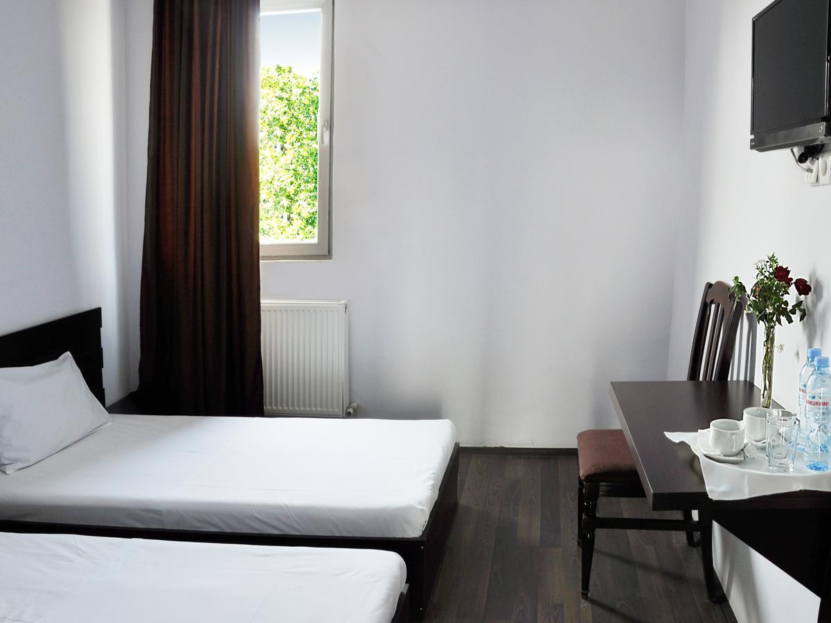 Grand Hotel Tbilisi ภายนอก รูปภาพ